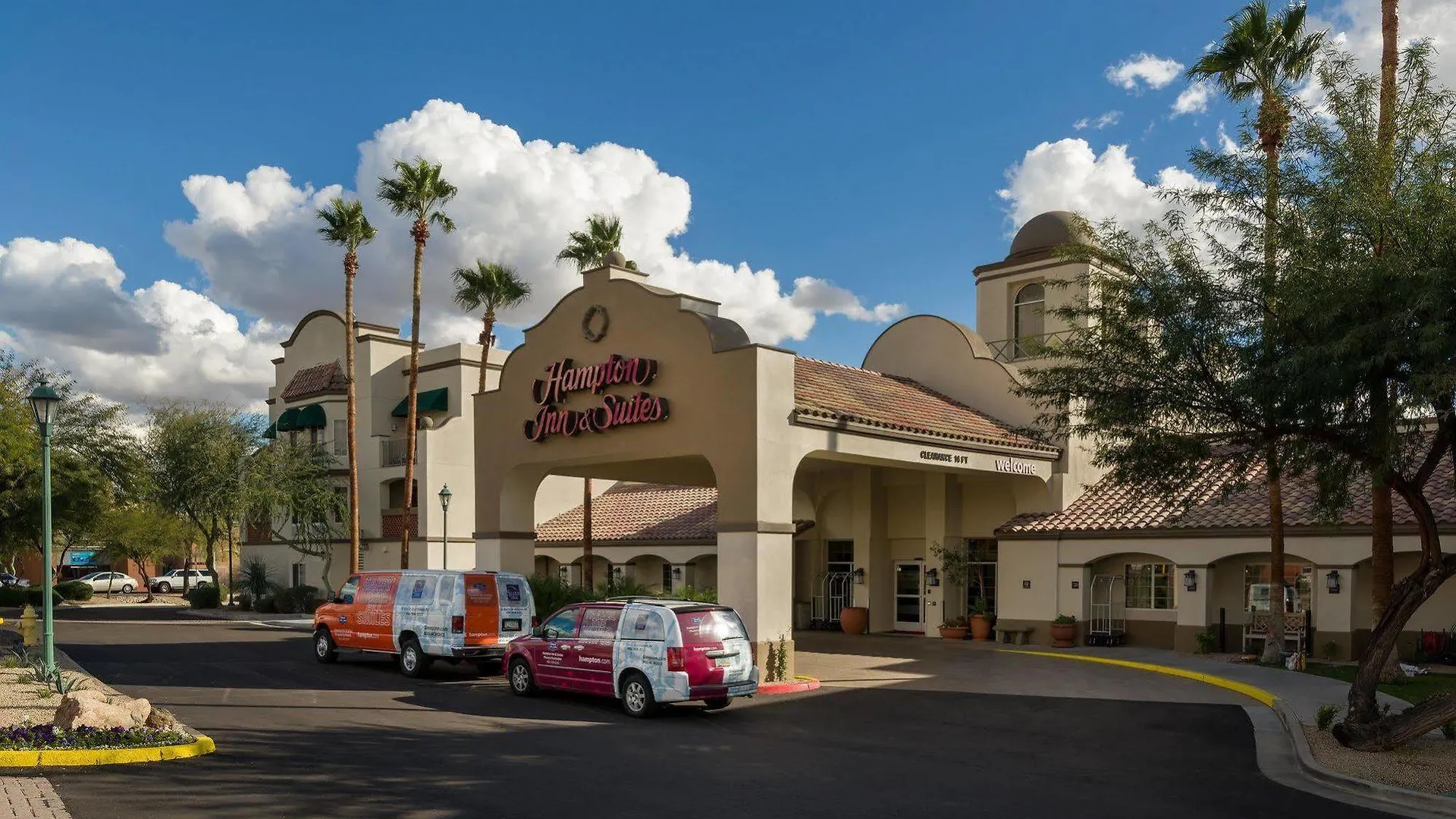 Hampton Inn & Suites Phoenix/Scottsdale Hotel